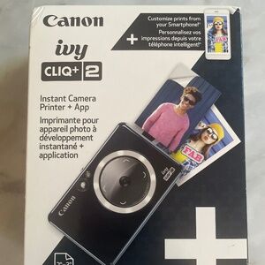 NEW Canon Ivy Cliq+ 2 instant camera